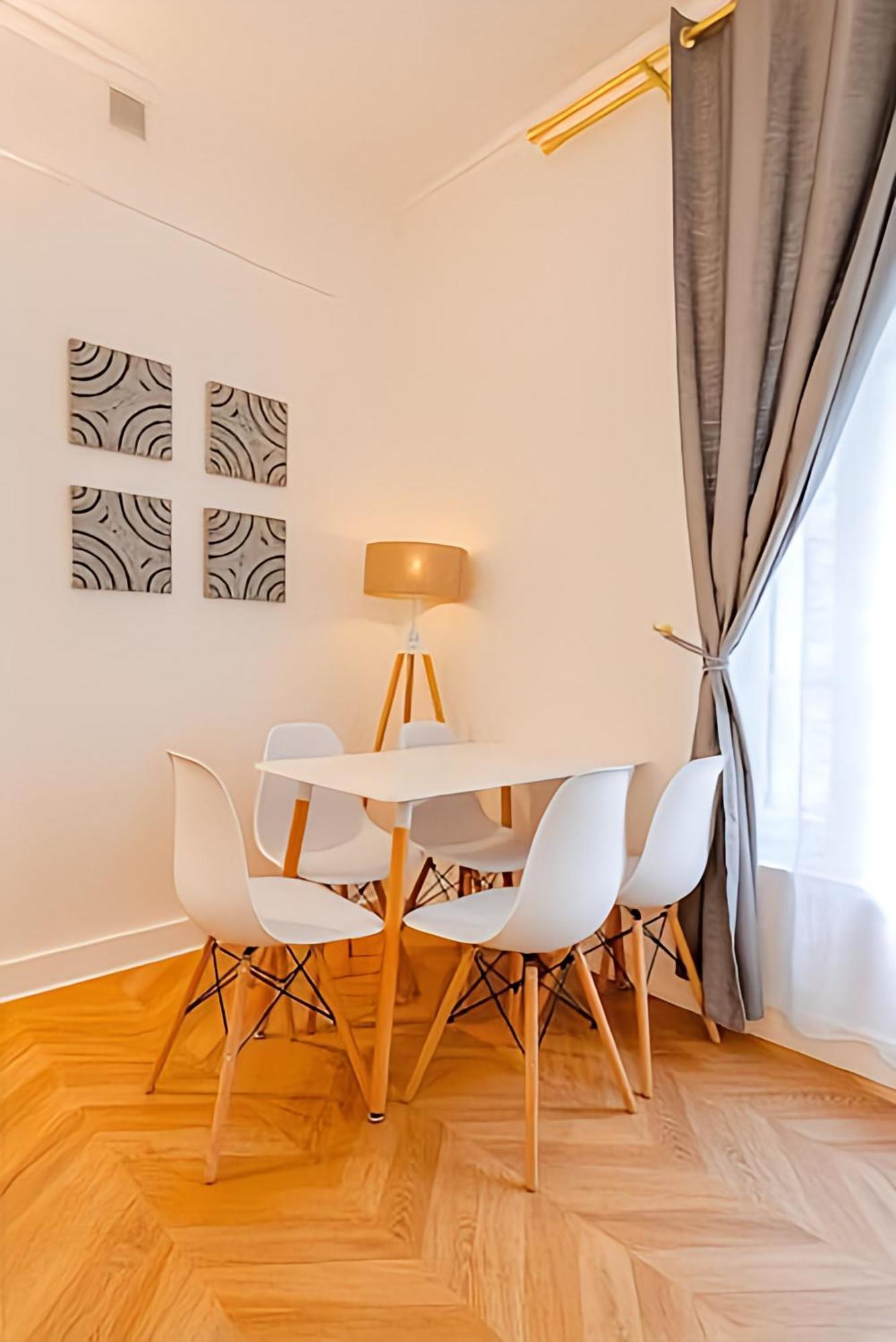 Loft A 2 Pas Des Champs Elysees Et De La Defense! Neuilly-sur-Seine Luaran gambar